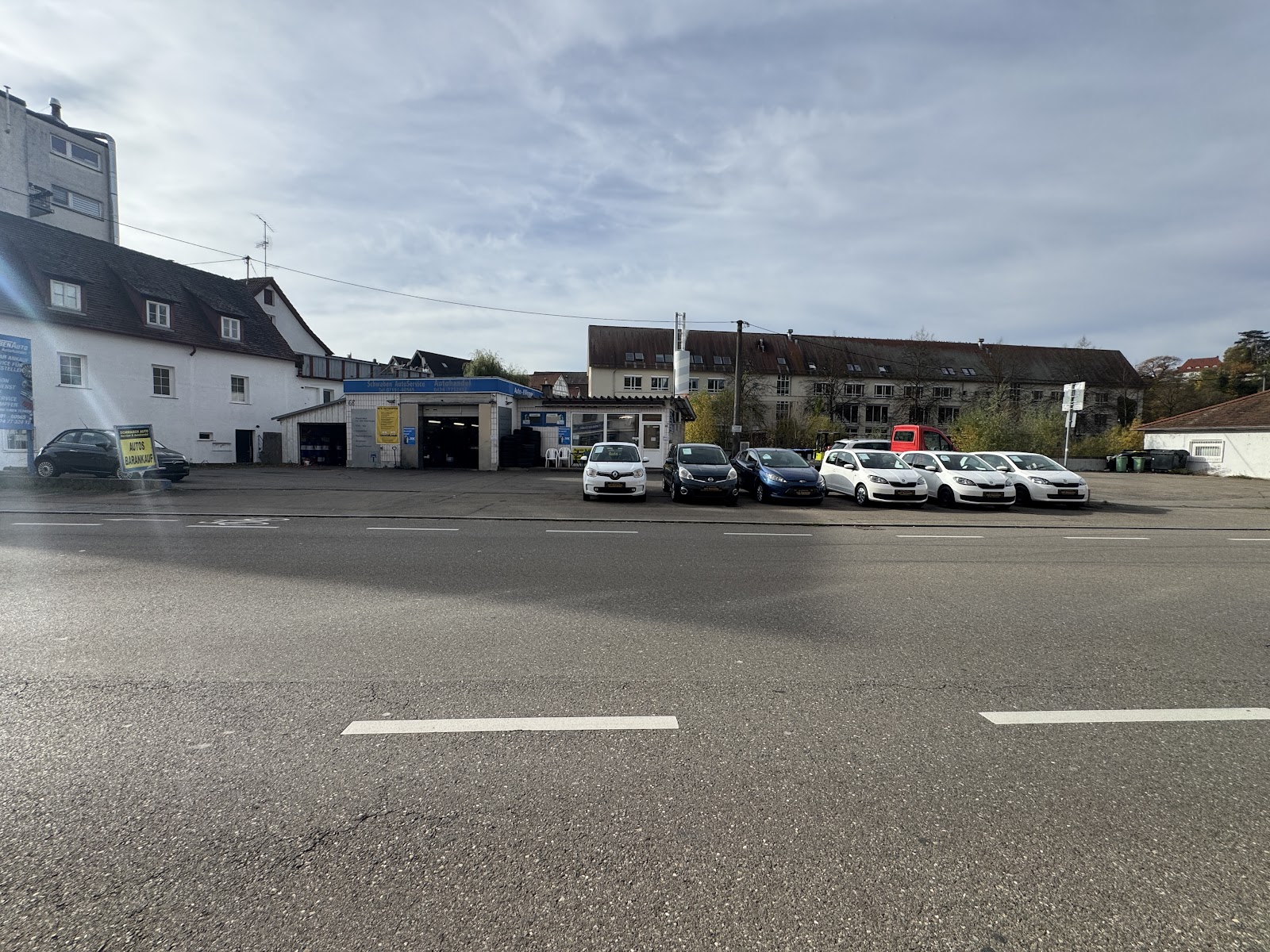 Außenansicht von Schwaben Autoservice & Autohandel in der Talstraße Backnang